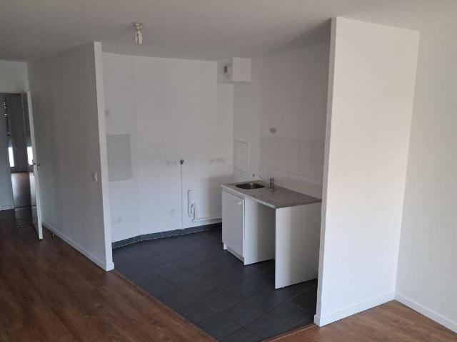 VANVES APPARTEMENT 4 PIECES 83m²