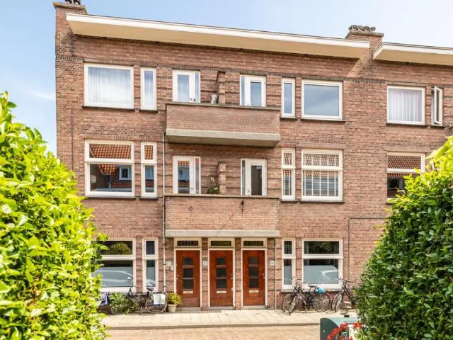 Van Diepenburchstraat 63