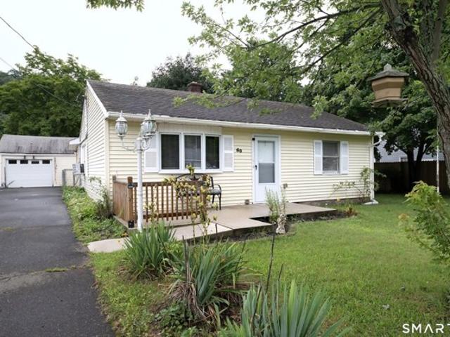 Van Horn Dr, East Haven, Home For Sale