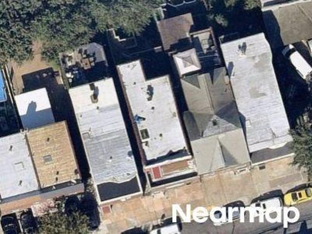 Van Nest Ave