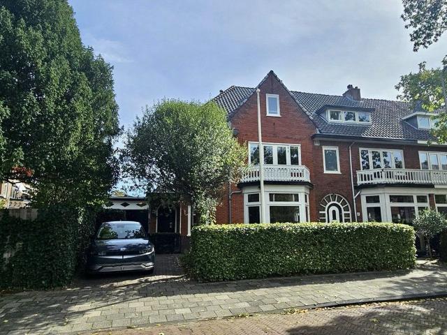 Van Slingelandtlaan 28, Noord Holland