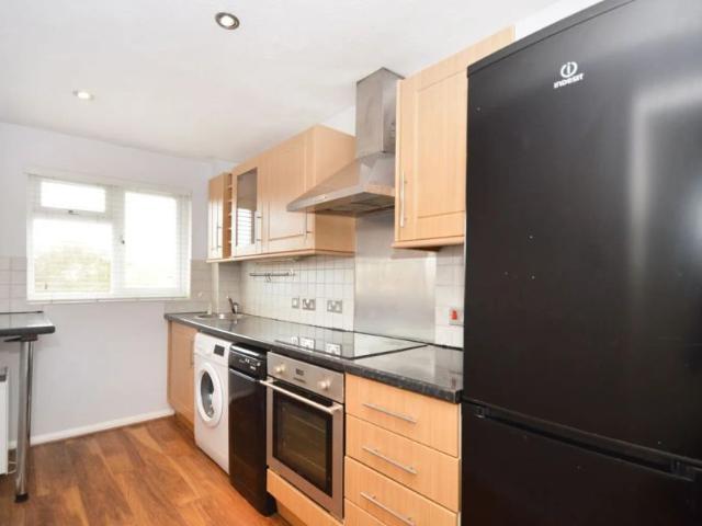 Vanbrugh Drive, Walton on Thames, KT12