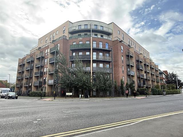 Vanburugh Court, Stoke Road, Slough SL2, 2 bed flat to rent, £1,950 pcm | PrimeLocation