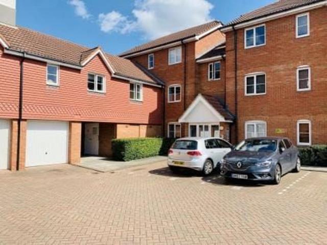 Vancouver Road, Broxbourne EN10, 1 bed flat to rent, £1,200 pcm | PrimeLocation