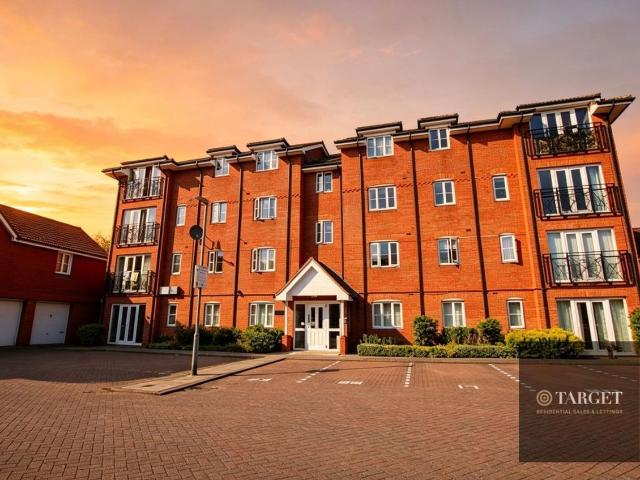 Vancouver Road EN10, 2 bed flat to rent, £1,600 pcm | PrimeLocation