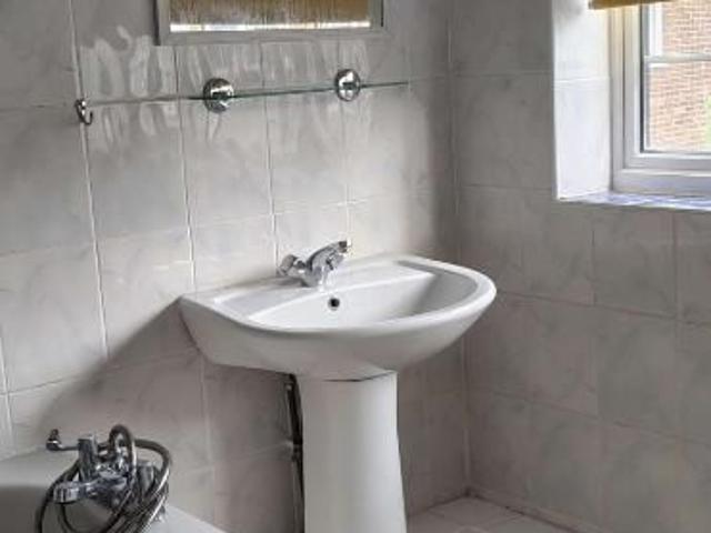 Vandyke, Bracknell, RG12