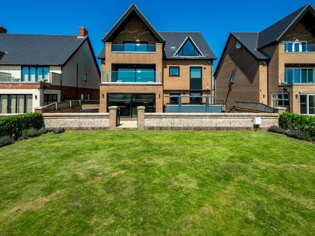 Vanguard Wharf, Lytham St. Annes, FY8 5 bed detached house to rent £6,750 pcm £1,558 pw