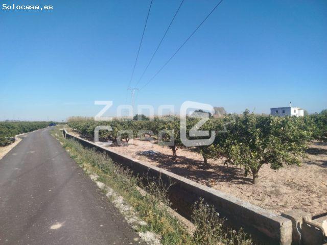 Vanguardista Villa en Venta con Vistas al Mar en Cumbre del Sol