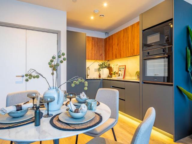 Vanquish Mills, Highcross Street. Studio to rent £1,150 pcm £265 pw