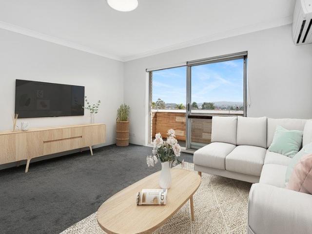 Vacant and Ready to Move In!
