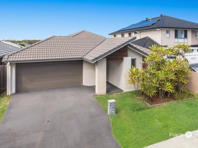 Vacant and Ready to Move In Now 400m2 block!