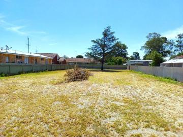 Vacant Block Excellent Location!