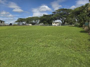 VACANT BLOCK OF LAND ON NORTHERN SIDE OF TOWN!