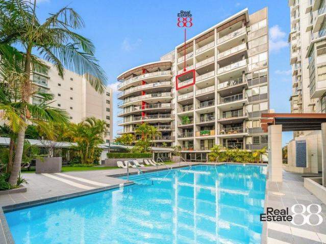 Vacant. Fully furnished. Priced to sell Act Quickly