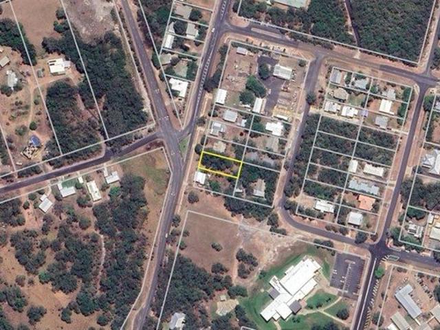 Vacant land 1012m2 close to Schools, Hospital and Events Centre