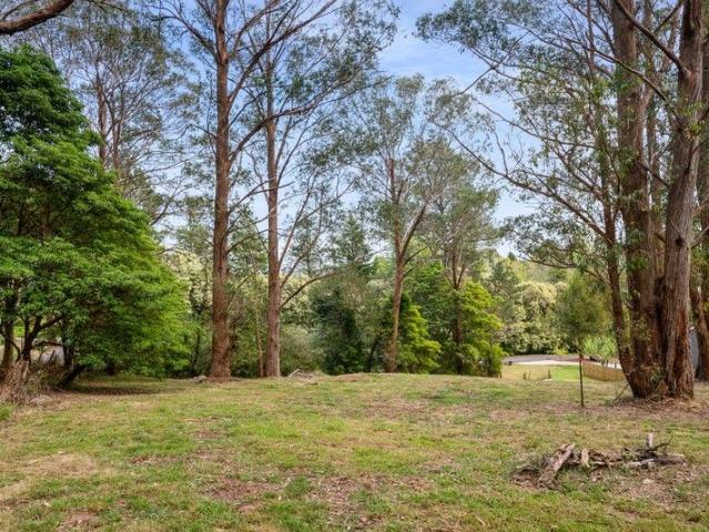 New Build Site in Old Bowral Vacant land with Elevated Views