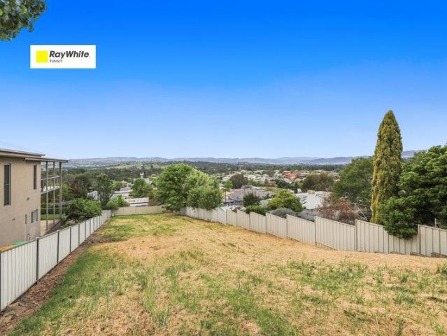 Vacant Land with views!