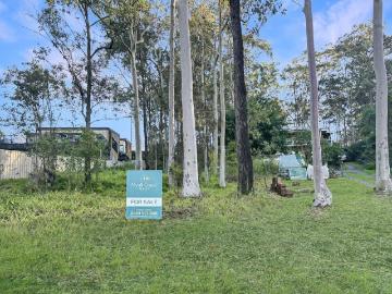Vacant land Directly opposite the Karuah River Build your dream home close to the waters edge