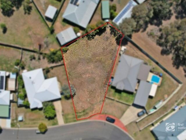 VACANT LAND IN A QUIET LOCATION