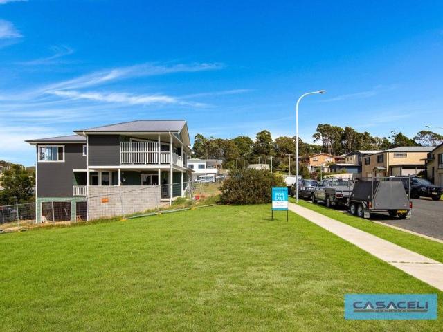 Vacant Land Incredible North Facing Location Build your Dream Home or Dual Occupancy STCA Views across the ocean and Montague Island