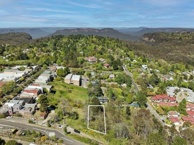 Vacant land offering an exceptional foundation for a bespoke mountain home