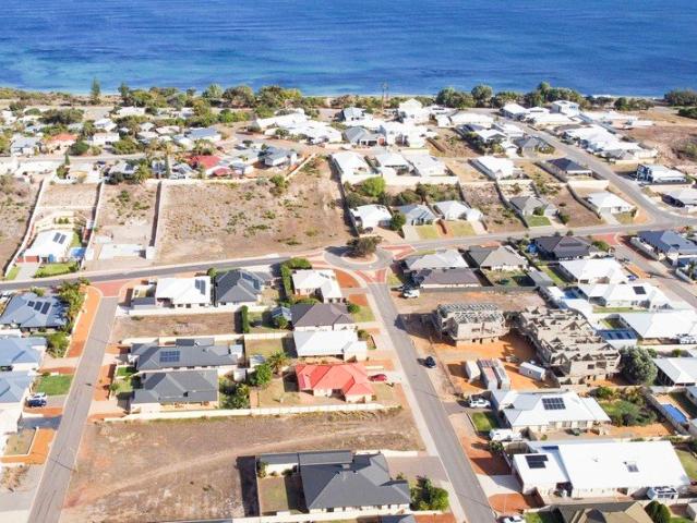 Vacant land offering Coastal Lifestyle with beach minutes away