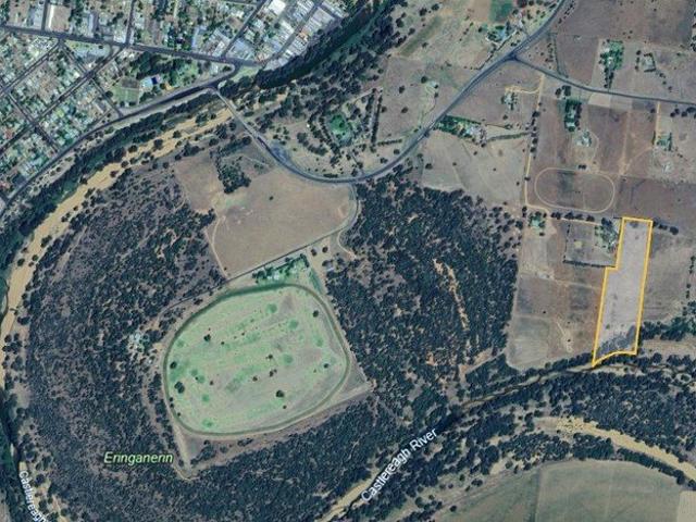 Vacant land ready to build on, only 3km from Gilgandra Township featuring river frontage