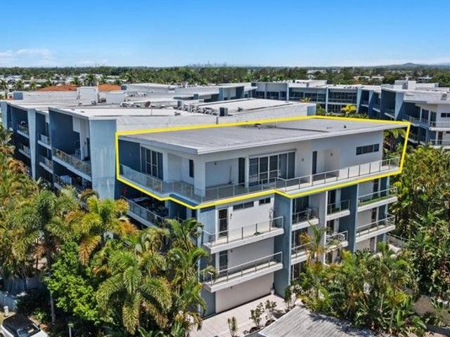THE BIGGEST APARTMENT FOR SALE IN HOPE ISLAND IDEAL FOR INVESTORS OR EXTENDED FAMILY