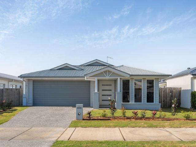 Vacant, Spacious & Ready to Call Home