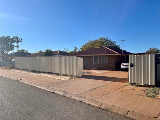 VACANT POSSESSION AVAILABLE