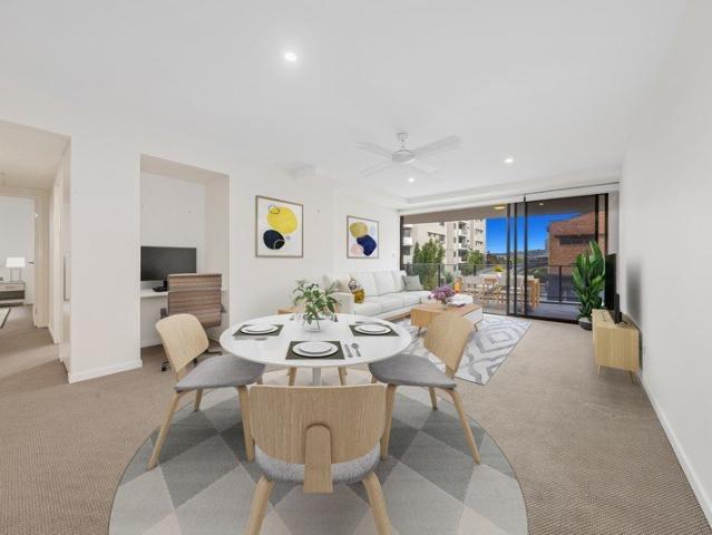 Vacant Premium Large Scale Residence Auction Date Set