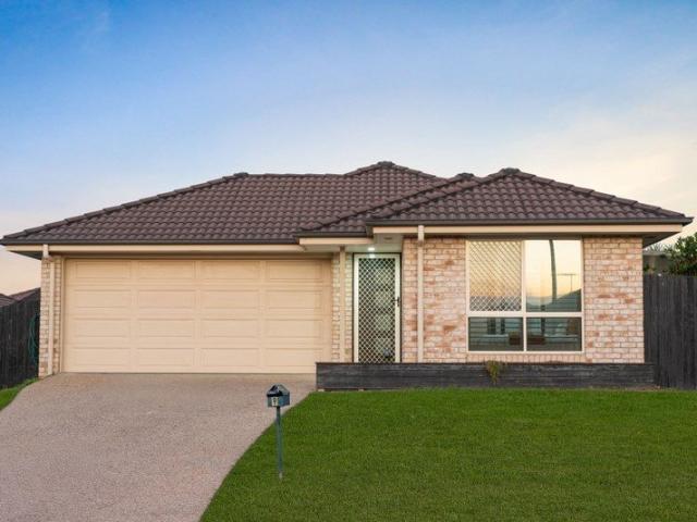 VACANT, READY TO GO & PACKED WITH POTENTIAL!