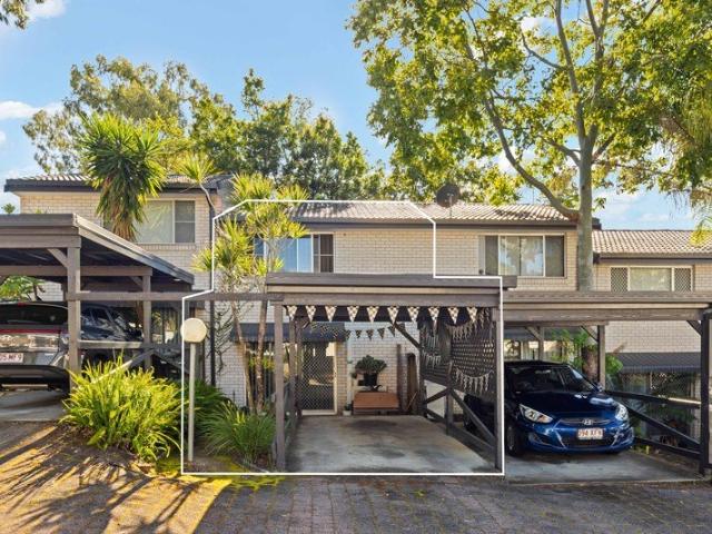 VACANT & READY TO MOVE IN!
