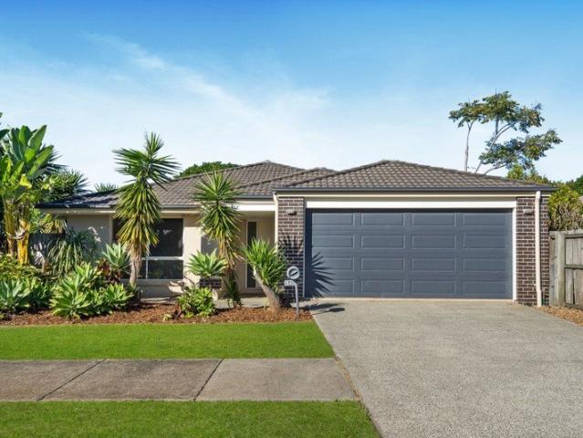 Vacant, Refreshed and Ready to Move Into