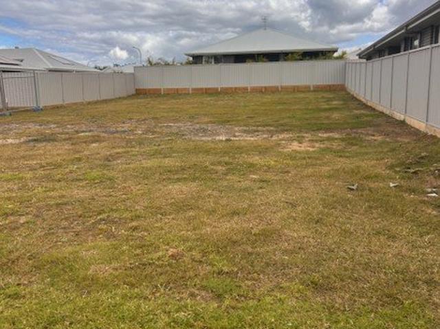 Vacant Registered Land in Sussex Inlet Golf Village Ready