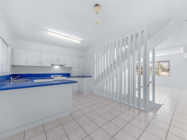 Vacant Three Bedroom Townhouse in Central Cannonvale