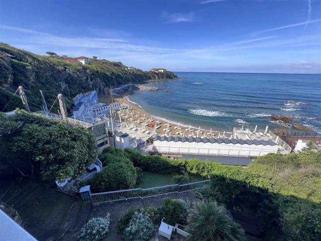Vacanza Affitto Appartamento, in zona CASTIGLIONCELLO, ROSIGNANO MARITTIMO