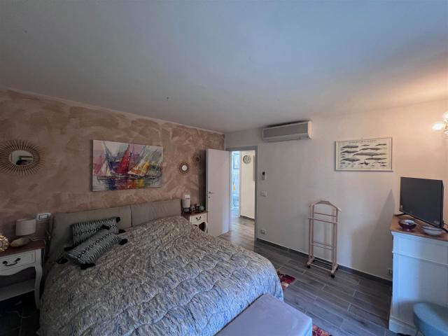 Vacanza Affitto Appartamento, in zona CASTIGLIONCELLO, ROSIGNANO MARITTIMO