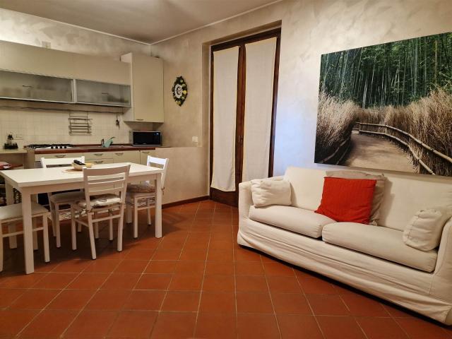 Vacanza Affitto Appartamento, in zona CENTRI: DESENZANO DEL GARDA, DESENZANO DEL GARDA
