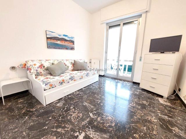 Vacanza Affitto Appartamento, in zona FINALE MARINA, FINALE LIGURE