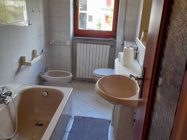 Vacanza Affitto Appartamento, in zona MARINA DI MASSA, MASSA