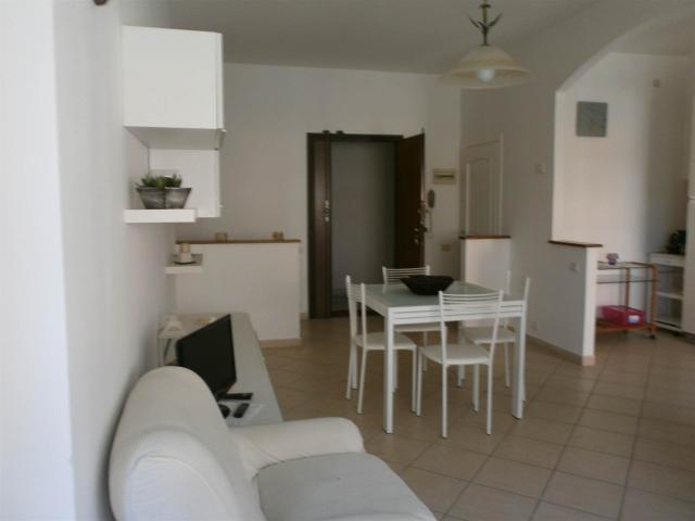 Vacanza Affitto Appartamento, in zona RONCHI, MASSA