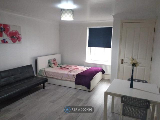 Vachel Road, Reading RG1, Studio to rent, £995 pcm | PrimeLocation