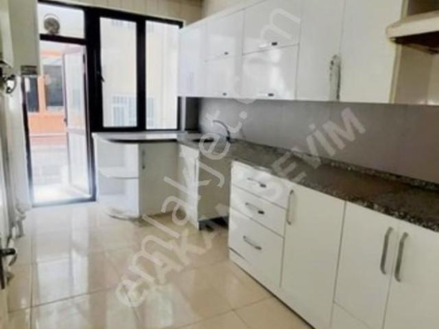 Vadi Maldiadan Kanalboyunda Mado Üstü 3+1 Kiralık Daire