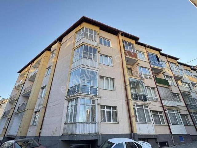 Vadi Grup'tan İstasyon Caddesinde Satılık 3+1 Daire!