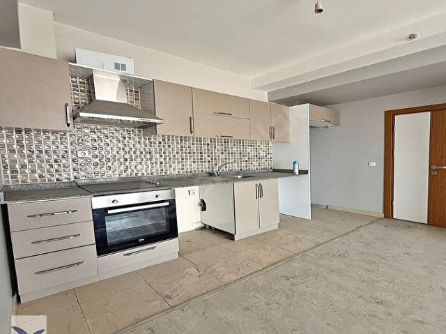VADİ PARK'TAN MERKEZİ KONUMDA ACİL SATILIK SİTE İÇİ 2+1 DAİRE