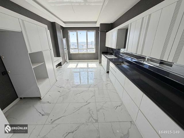 VADİ PARK CİVARI 4,5+1 LÜKS DAİRE HAVUZLU SİTE 3 BANYO