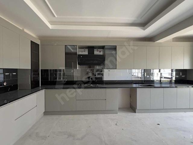 VADİ PARK MANZARASIYLA DOĞAL YAŞAM SUNAN 3,5+1 DAİRE