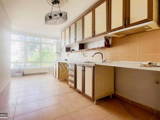 Vadi'den Merkezi Konumda 2+1 y.giriş Kiralık Daire !