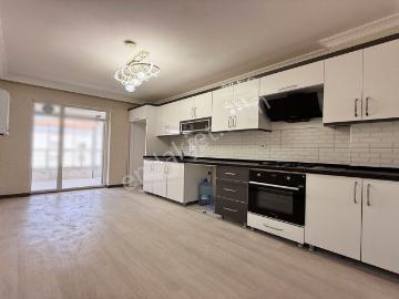 Vadi'den Karakayada ara Kat İskanlı masrafsız Çift Banyo 3+1